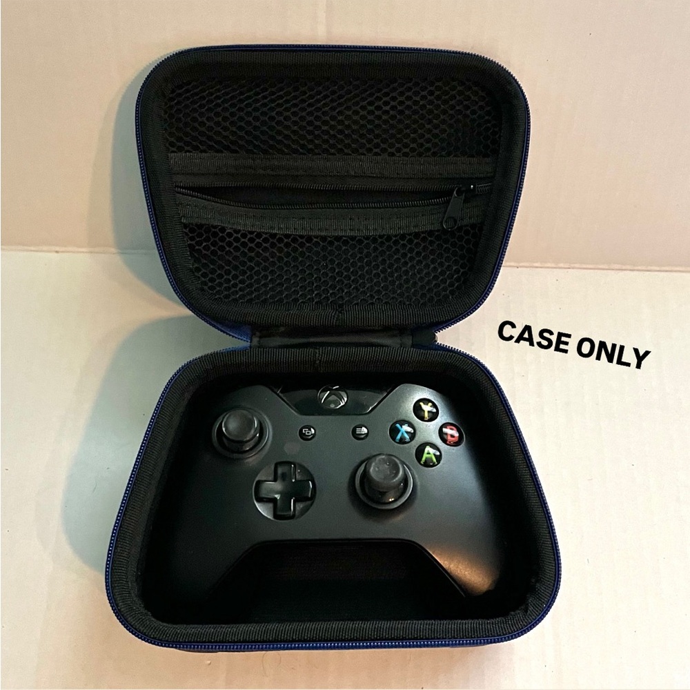 Pre-Owned EVA Gamepad Storage Bag Shockproof Cover Case for Xbox One Controller